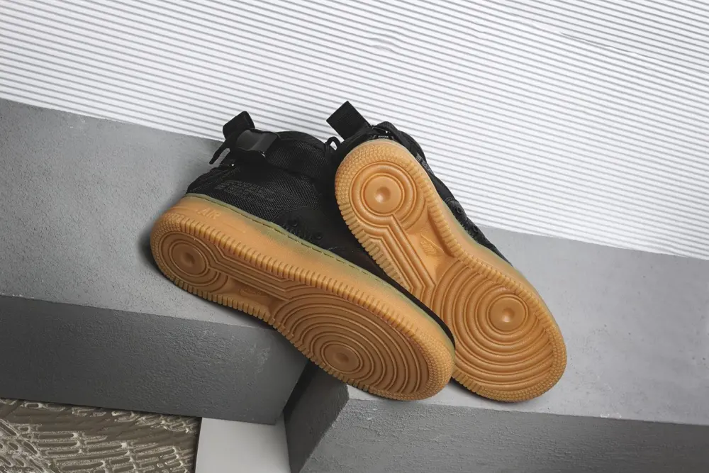 Giày Nike SF Air Force 1 Mid 'Black Gum' AA3966-002 - Ảnh 5