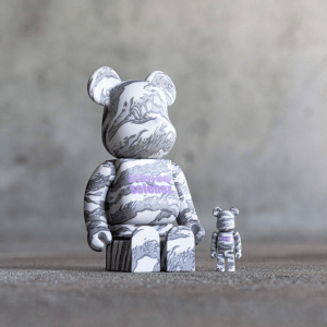 Alternative view of Mô hình Bearbrick x Atmos x Solebox 100% & 400% Set Grey