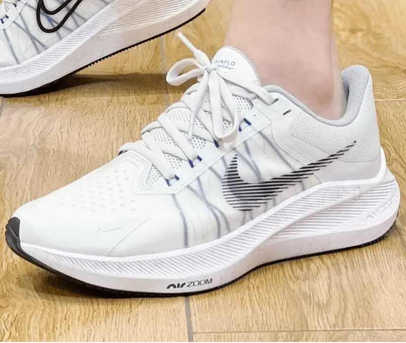 Alternative view of Giày Nike Air Zoom Winflo 8 Low-Top Running Shoes 'White' CW3419-008