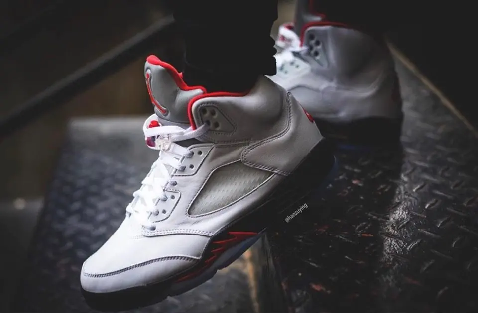 Alternative view of Giày Air Jordan 5 Retro GS 'Fire Red' 2020 440888-102
