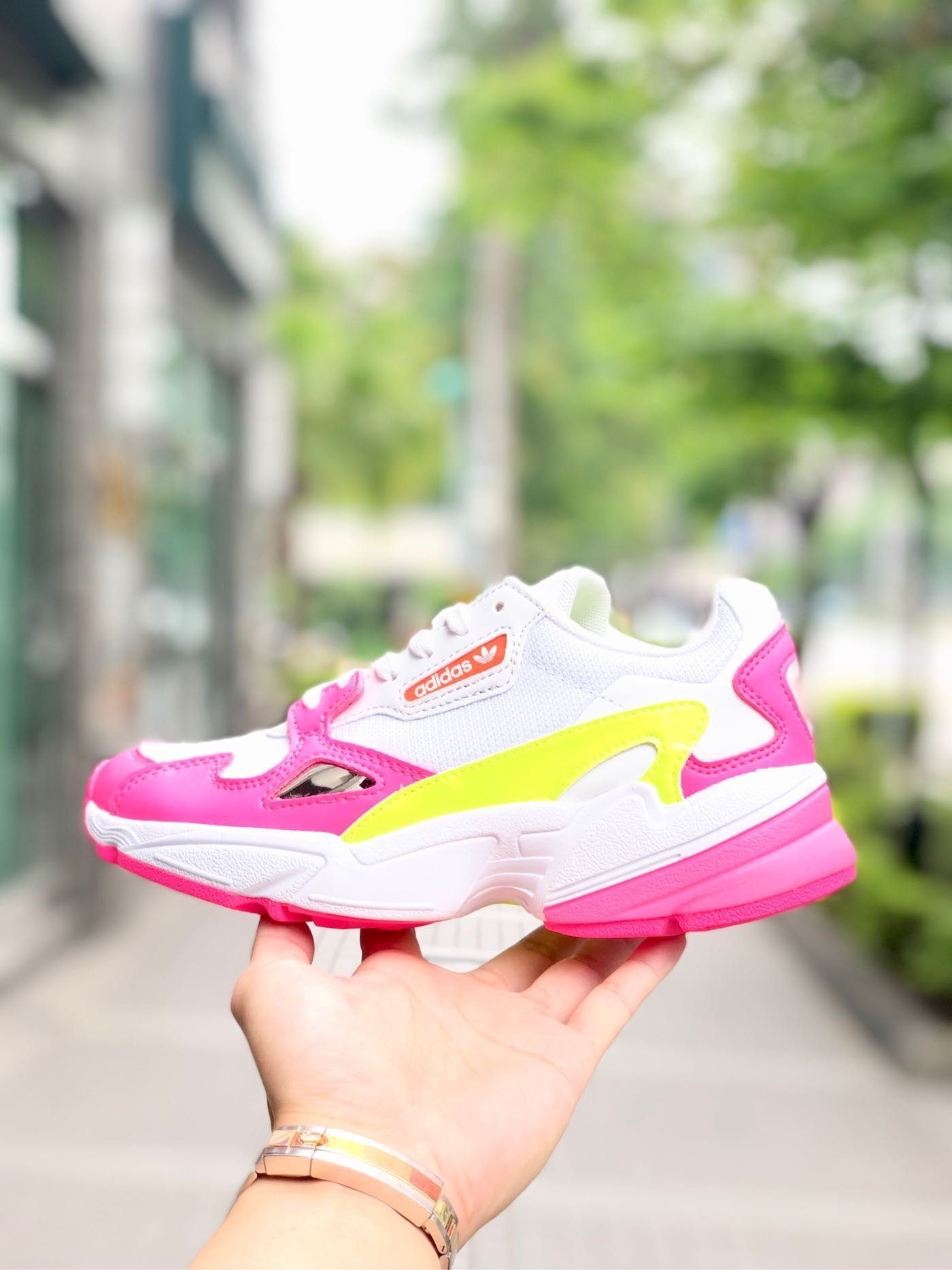 Giày Adidas Falcon 'Shock Pink' EE4405 - Ảnh 2