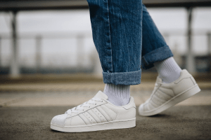 Alternative view of Giày Adidas Originals Superstar 'Off White' CG6010