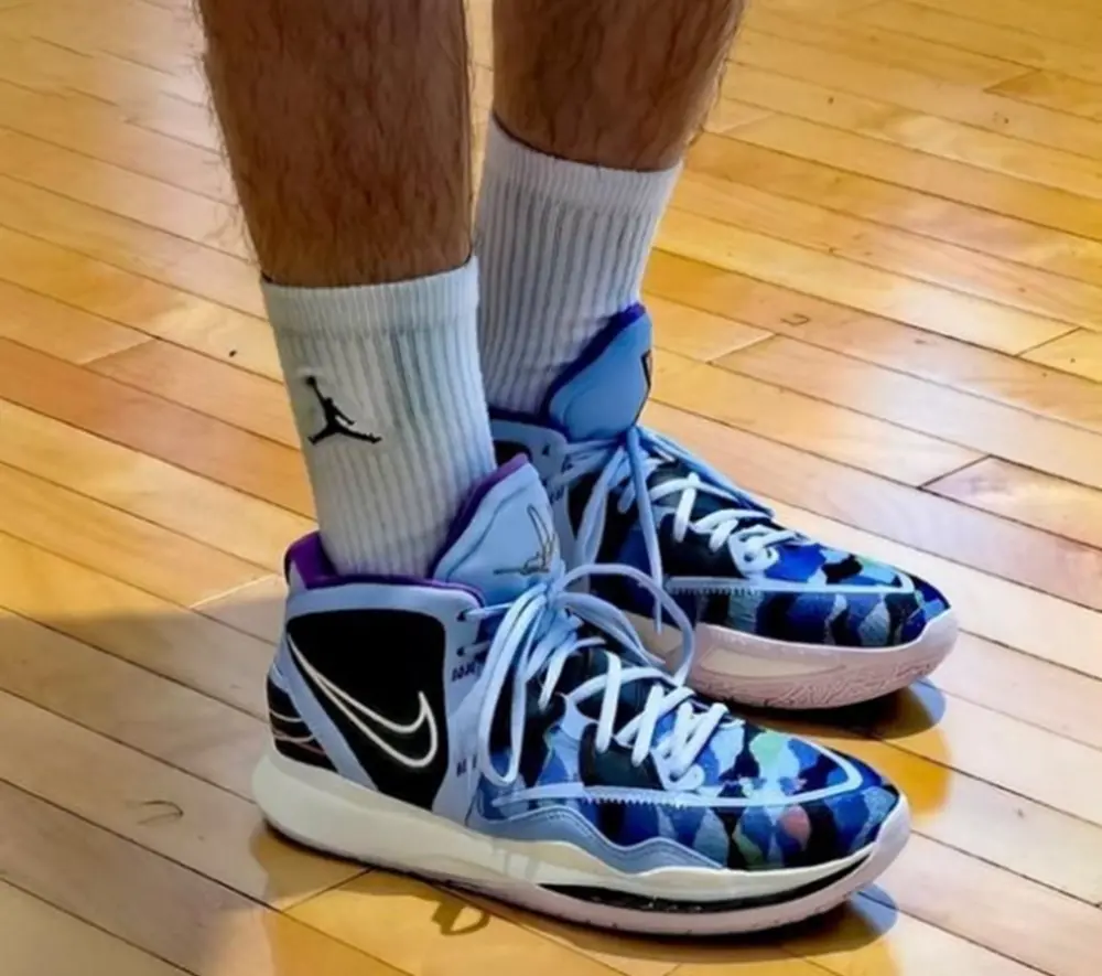 Alternative view of Giày Nike Kyrie 8 Infinity Multi Color Camo DC9134-400