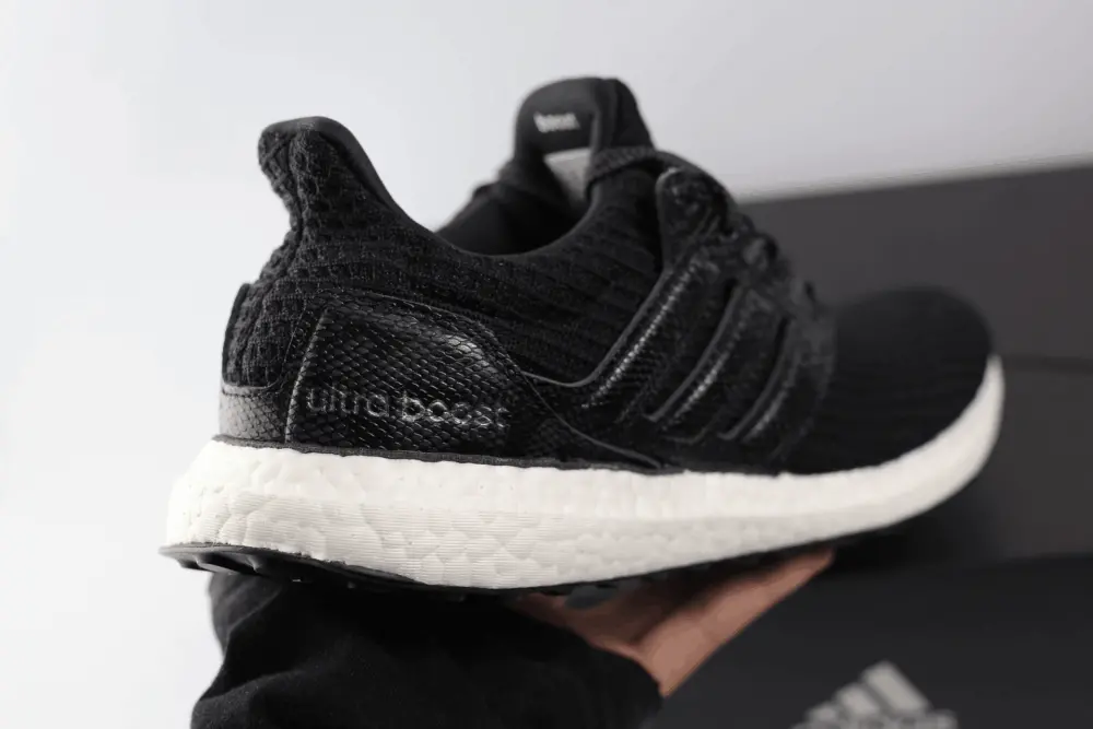 Giày Adidas UltraBoost 'Black Snakeskin' FX8931 - Ảnh 3