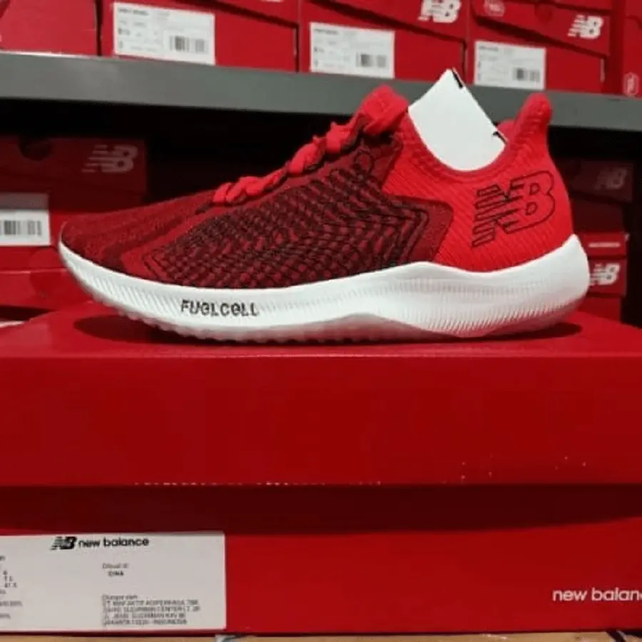 Alternative view of Giày New Balance FuelCell Rebel 'Red' MFCXRW