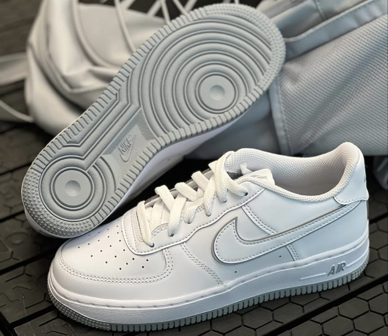 Giày Nike Air Force 1 Low GS 'White Wolf Grey' DX5805-100 - Ảnh 8