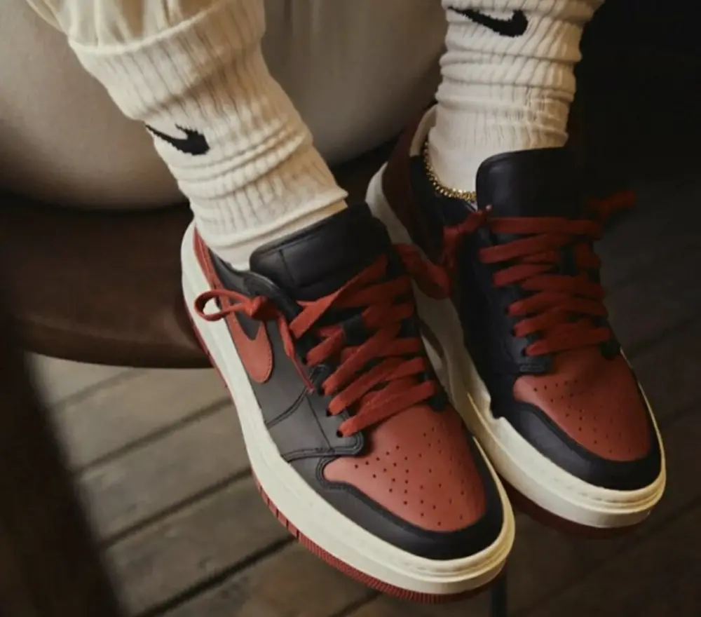 Alternative view of Giày Nike Air Jordan 1 Elevate Low 'Bred' DQ1823-006