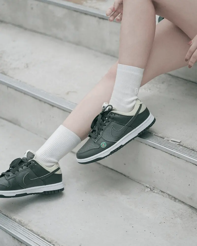 Alternative view of Giày Nike Dunk Low Avocado DM7606-300