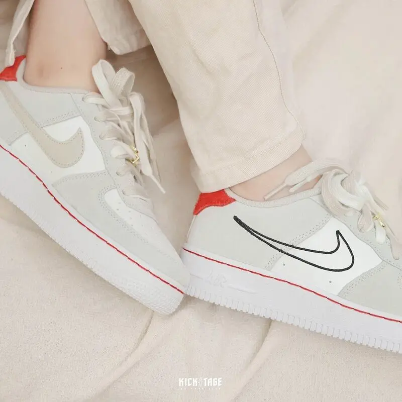 Alternative view of Giày Nike Air Force 1 LV8 S50 GS 'Light Stone University Red' DB1561-100