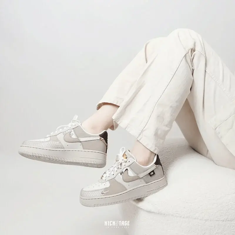 Giày Nike Air Force 1 Low 'Gold Bling' DX6061-122 - Ảnh 5
