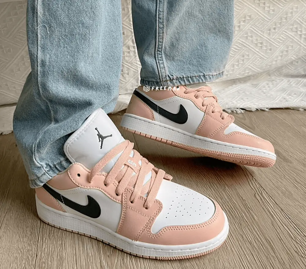 Giày Nike Air Jordan 1 Low GS 'Light Arctic Pink' 553560-800 - Ảnh 4