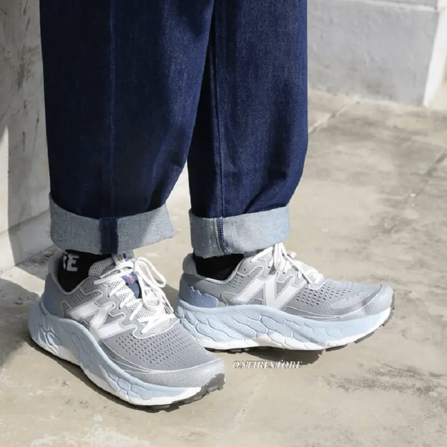 Alternative view of Giày New Balance Fresh Foam X More Trail v3 'Grey' MTMORNM1
