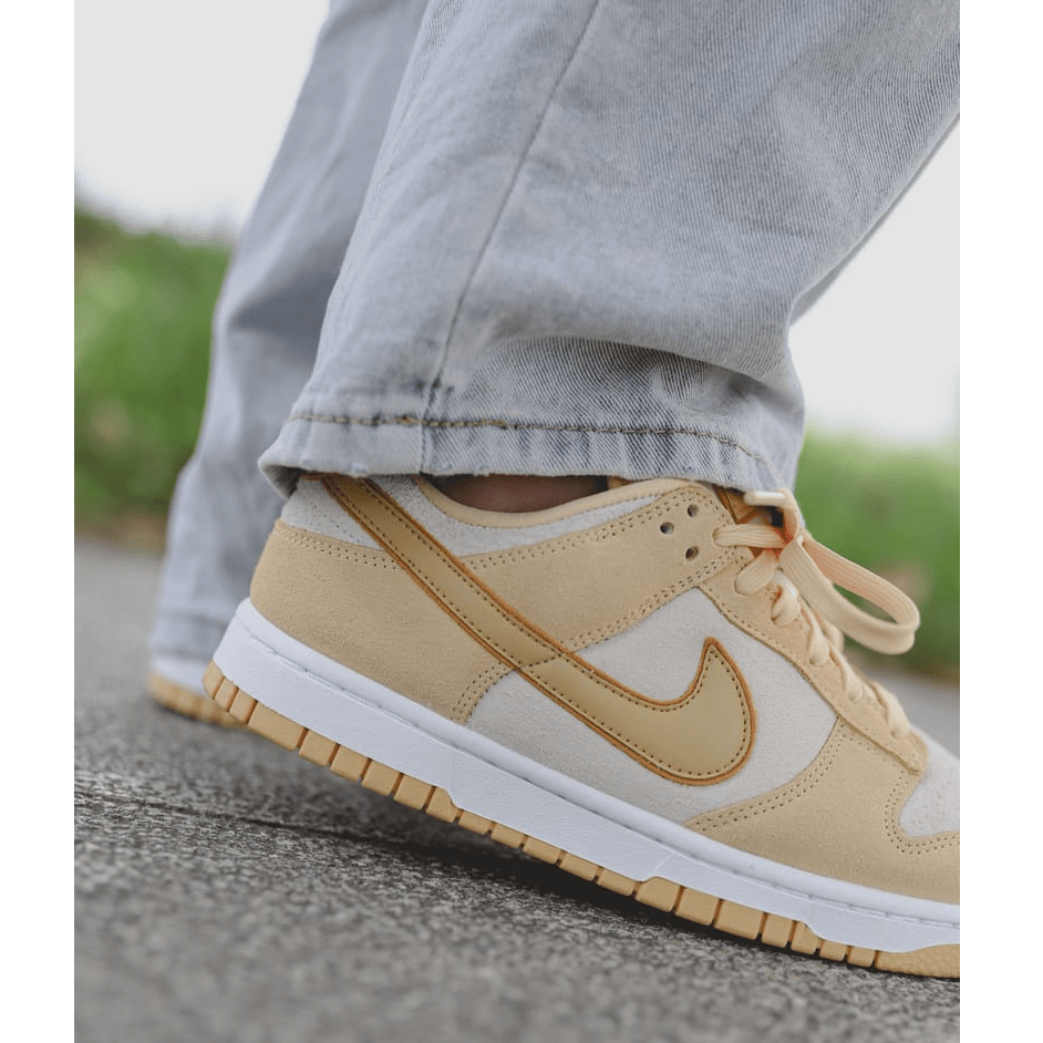 Giày Nike Dunk Low 'Celestial Gold Suede' DV7411-200 - Ảnh 6