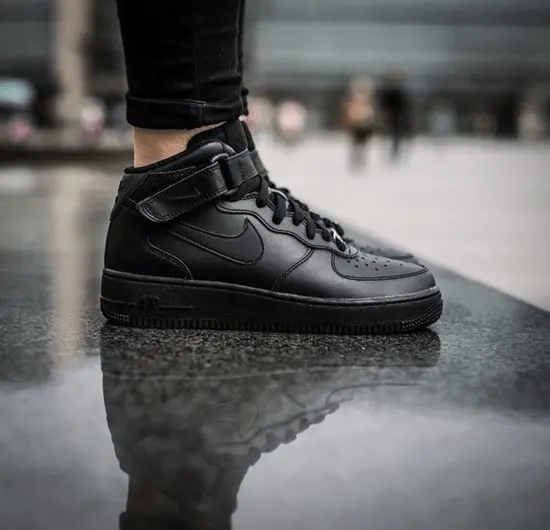 Alternative view of Giày Nike Air Force 1 Mid '07 'Triple Black' 315123-001