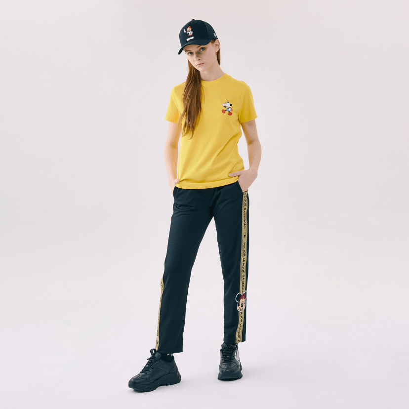 Áo MLB X Disney Action Short Sleeve T Shirrt Cleveland Indians 31TSK2031-45Y - Ảnh 3