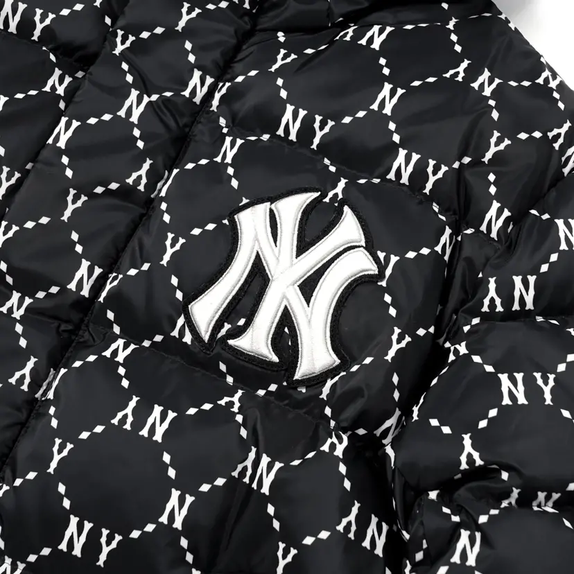 Áo MLB Monogram Diamond Lightweight Short Padded NY Yankees 3ADJM0316-50BKS - Ảnh 5