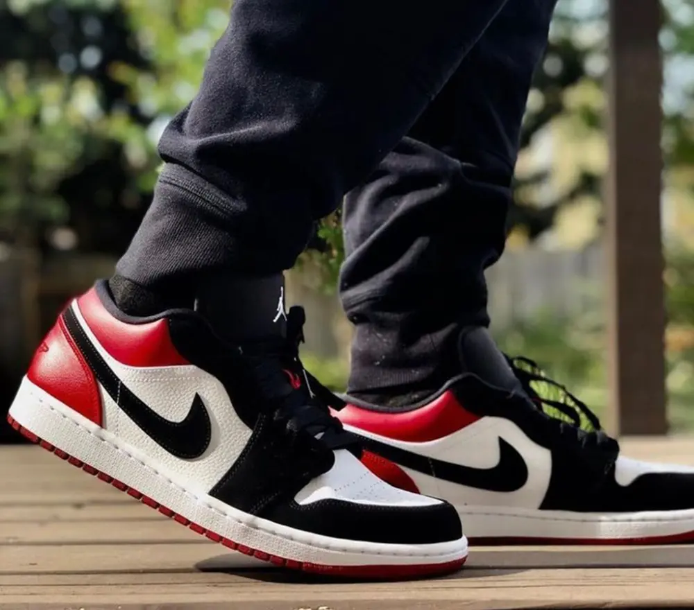 Giày Nike Air Jordan 1 Low GS 'Black Toe' 553560-116 - Ảnh 5