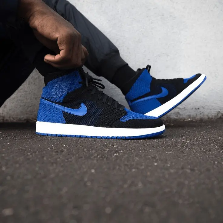 Giày Nike Air Jordan 1 Retro High OG Flyknit 'Royal' 919704-006 - Ảnh 3