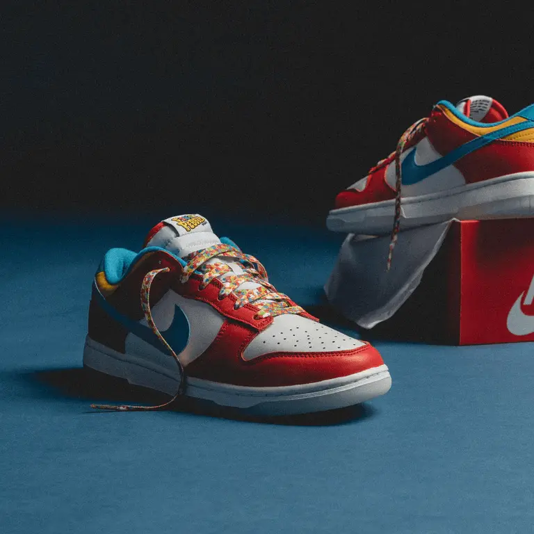 Alternative view of Giày Nike Dunk Low QS 'LeBron James Fruity Pebbles' DH8009-600