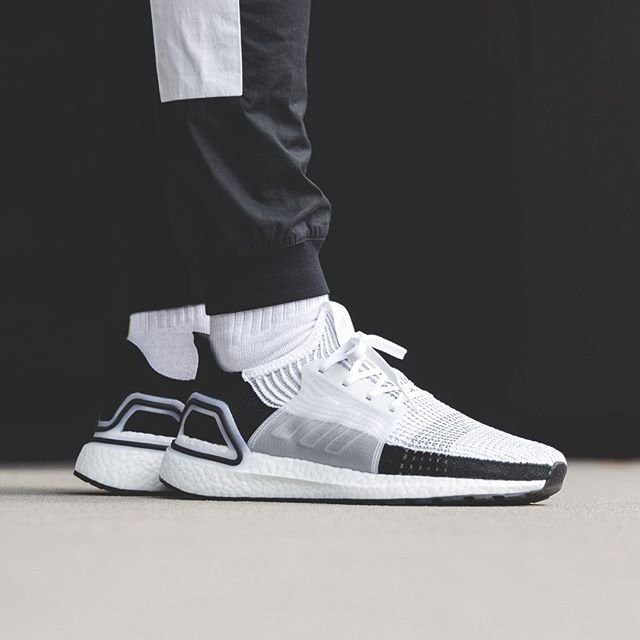 Giày Adidas Ultra Boost 2019 'Panda' B37707 - Ảnh 4