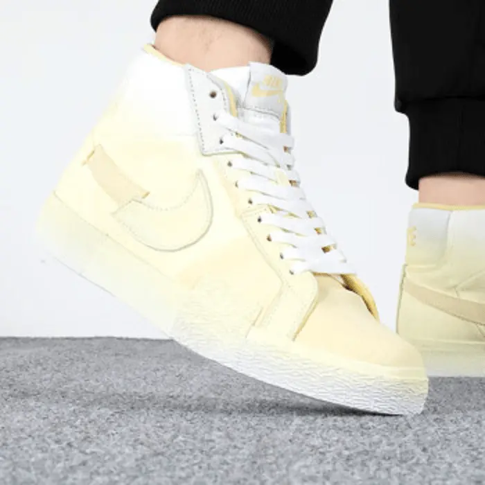 Alternative view of Giày Nike SB Zoom Blazer Mid PRM 'Yellow' DR9087-700