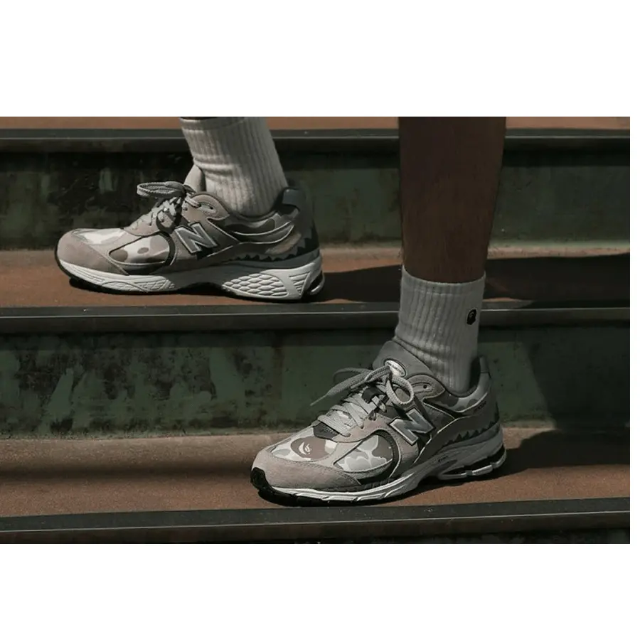 Alternative view of Giày New Balance BAPE x 2002R ‘Apes Together Strong Grey Camo’ M2002RBG