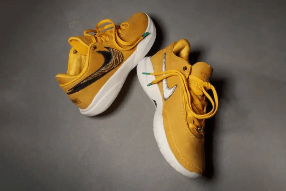 Giày Nike LeBron 20 'Art Basel South Beast' DQ3828-700 - Ảnh 3