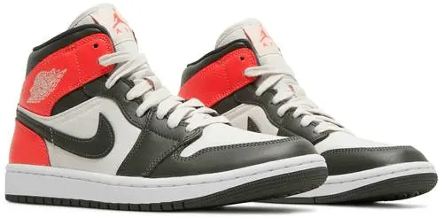 Giày Nike Wmns Air Jordan 1 Mid SE 'Newsprint' DQ6078-100 - Ảnh 5