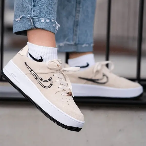 Alternative view of Giày Nike Air Force 1 Sage Low LX 'Light Cream' CI3482-200