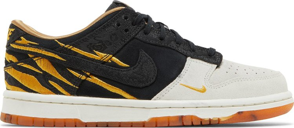Giày Nike Dunk Low GS 'God Of Wealth' DQ5351-001