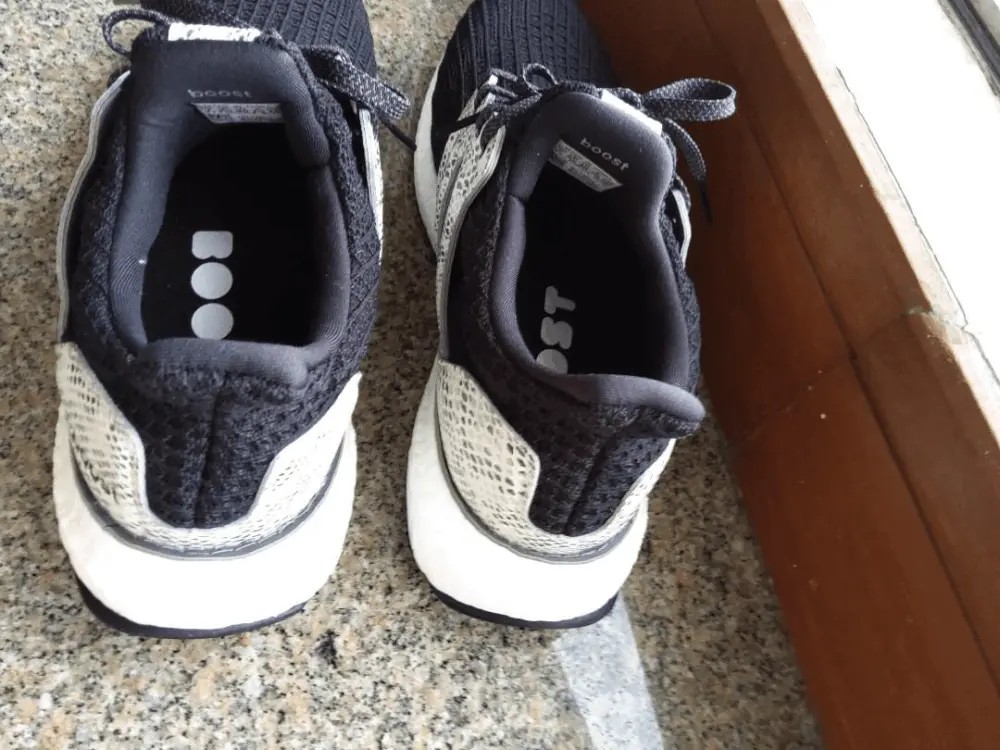 Giày Adidas UltraBoost 'White Snakeskin' FX8933 - Ảnh 5