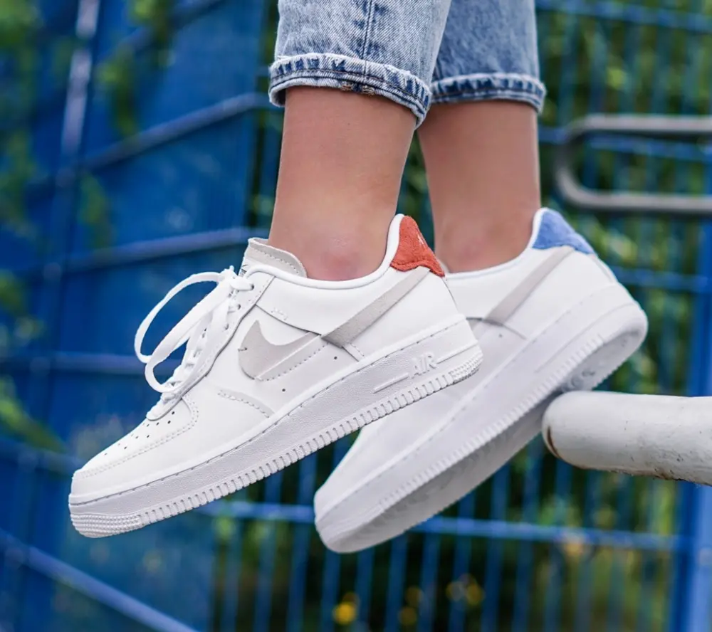 Alternative view of Giày Nike Air Force 1 LX Vandalised "White" 898889-103