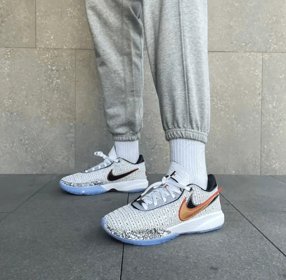Giày Nike LeBron 20 'The Debut' DJ5423-100 - Ảnh 3