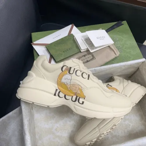 Alternative view of Giày Gucci Bananya Rhyton Sneaker 659408-2SH00-9522