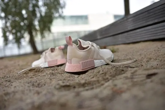 Giày Adidas NMD R1 'Linen Vapour Pink' EE5179 - Ảnh 5