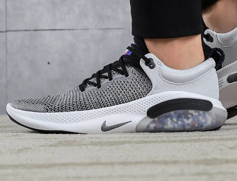 Alternative view of Giày Nike Joyride Run Flyknit 'Pure Platinum' AQ2730-011