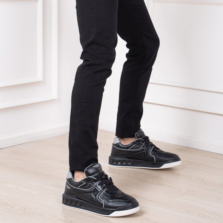 Giày Valentino One Stud Low-Top Nappa Black Gray WY2S0E71NWN00A - Ảnh 3