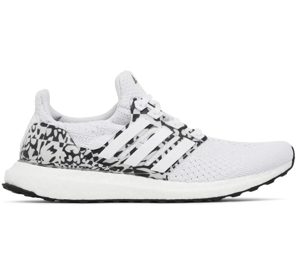 Giày Adidas UltraBoost 5.0 DNA 'Multi Pattern White' GX9331