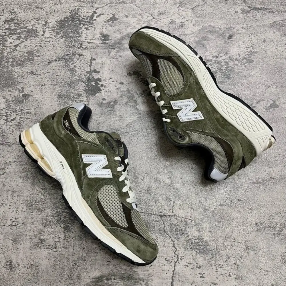 Alternative view of Giày New Balance 2002R M2002RHN