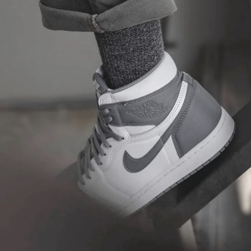 Giày Nike Air Jordan 1 Retro High OG 'Stealth' 575441-037 - Ảnh 6