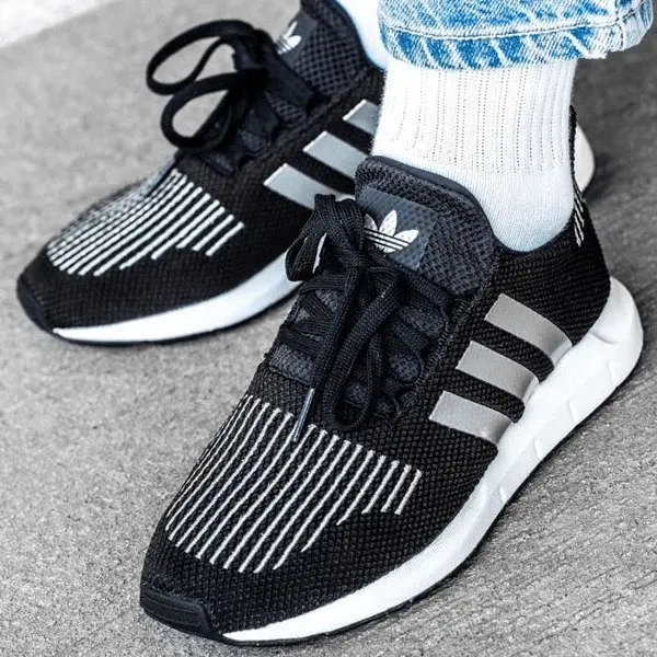 Giày Adidas Swift Run 'Core Black' CQ2597 - Ảnh 3