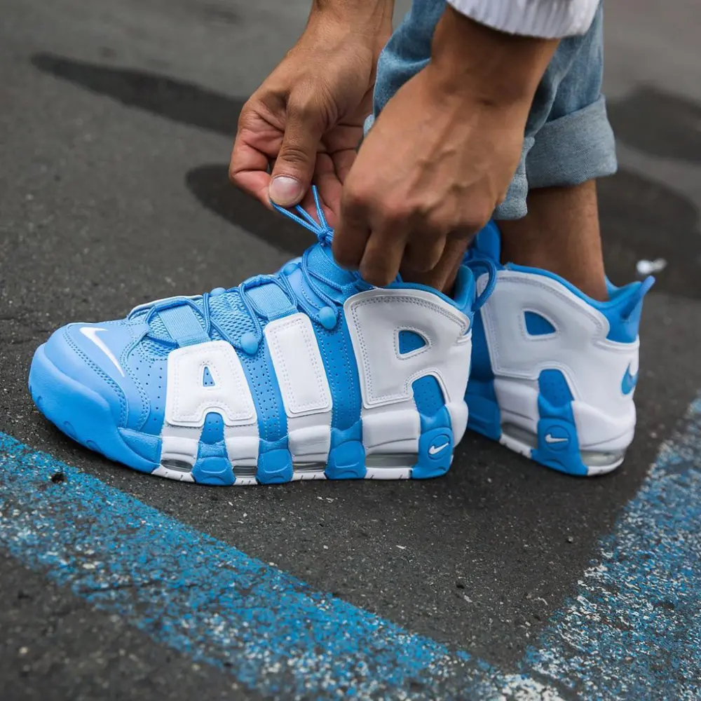 Alternative view of Giày Nike Air More Uptempo 'University Blue' 921948-401