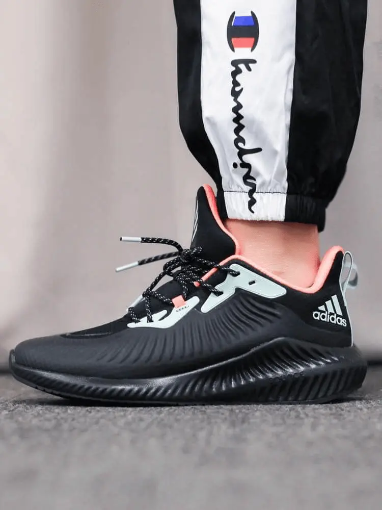 Alternative view of Giày Adidas Alphabounce Guard 'Black' FW7477