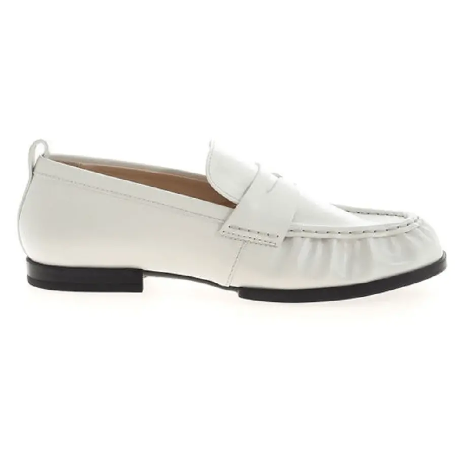 Giày Tod’s  Logo-Plaque Leather Loafers XXW79A0EQ20SYRB015