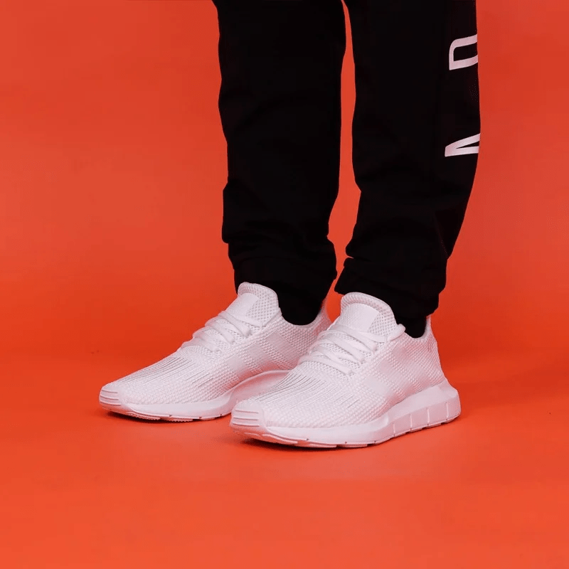 Giày Adidas Swift Run 'Triple White' B37725 - Ảnh 4
