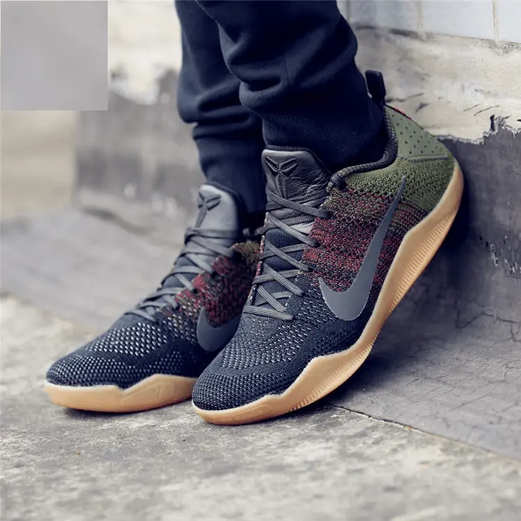 Alternative view of Giày Nike Kobe 11 Elite Low 4KB 'Black Horse' 824463-063