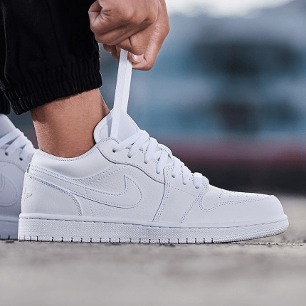 Giày Nike Air Jordan 1 Retro Low 'Pure Platinum' 553558-109 - Ảnh 6