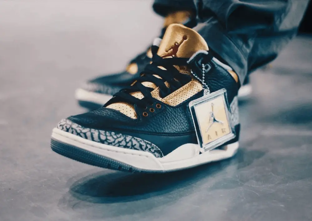 Giày Nike Air Jordan 3 Retro 'Black Cement Gold' CK9246-067 - Ảnh 3