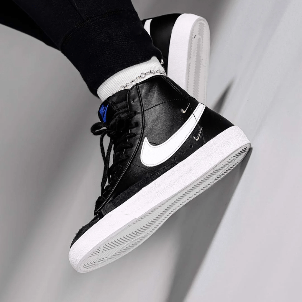 Giày Nike Wmns Blazer Mid '77 SE 'Sisterhood Metallic Gold' CZ4627-001 - Ảnh 4