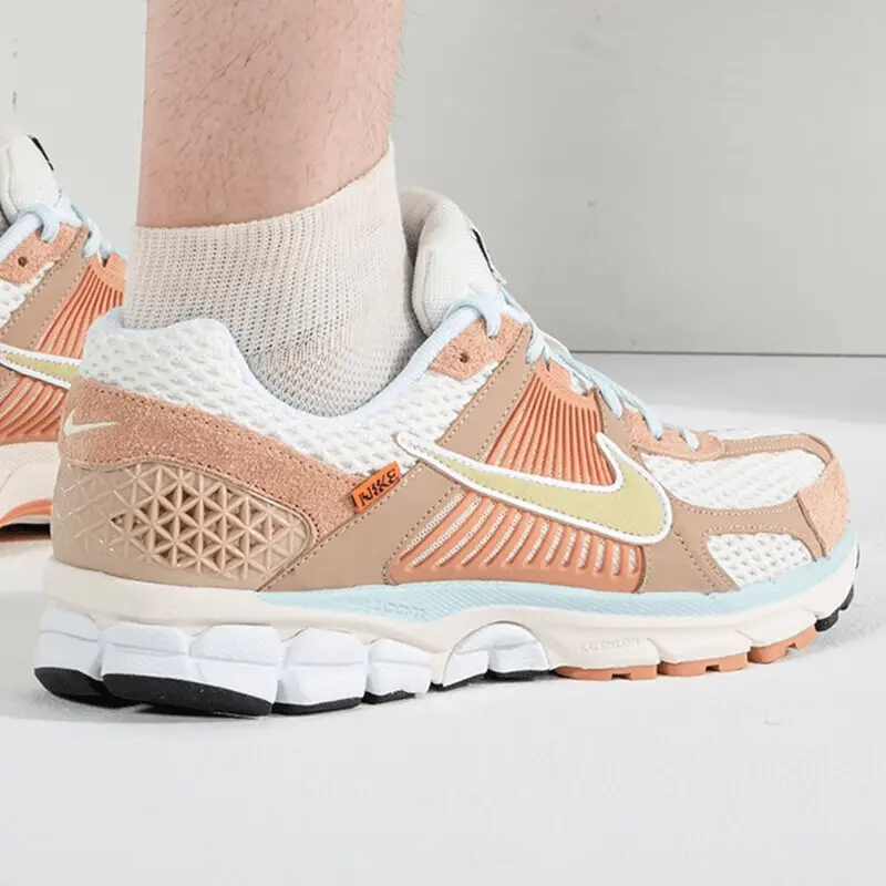 Giày Nike Air Zoom Vomero 5 'Have A Nike Day' FN8889-181 - Ảnh 3